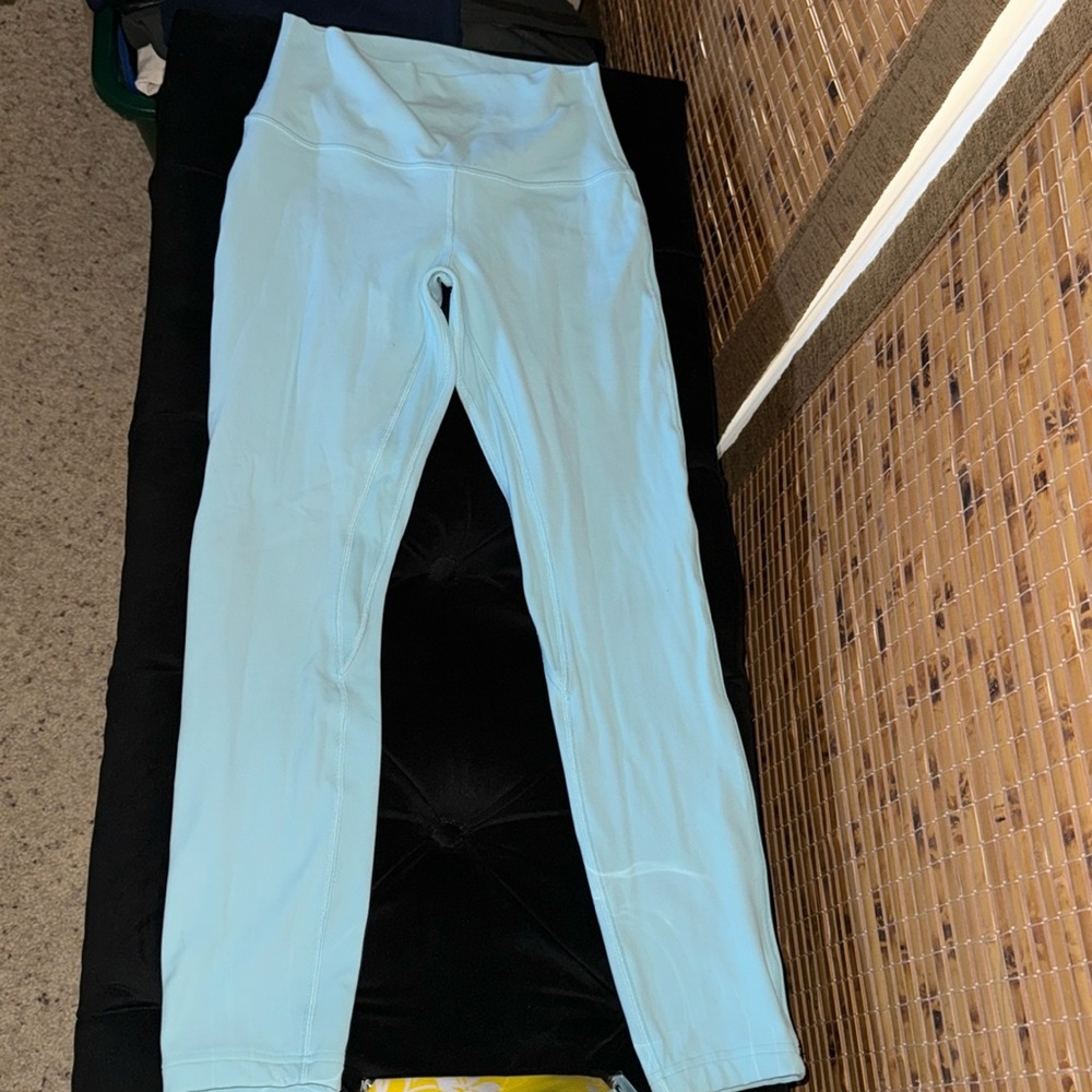Lululemon double lined “ like new” align leggings size 6